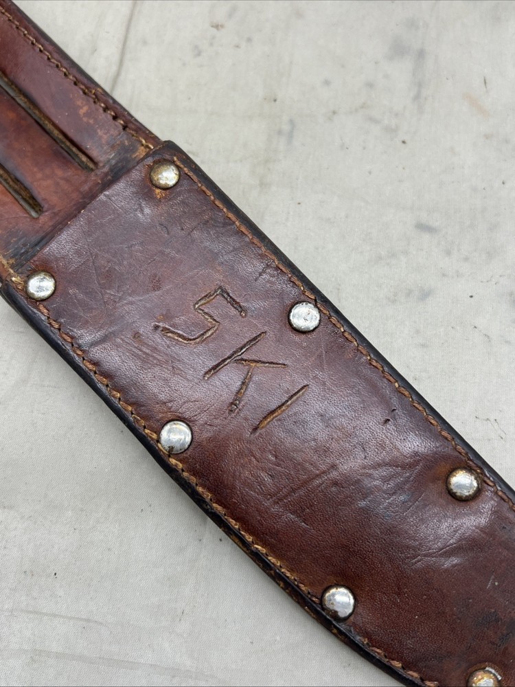 WW2 US Kabar Commando Fighting Knife With Leather Sheath (FF607
