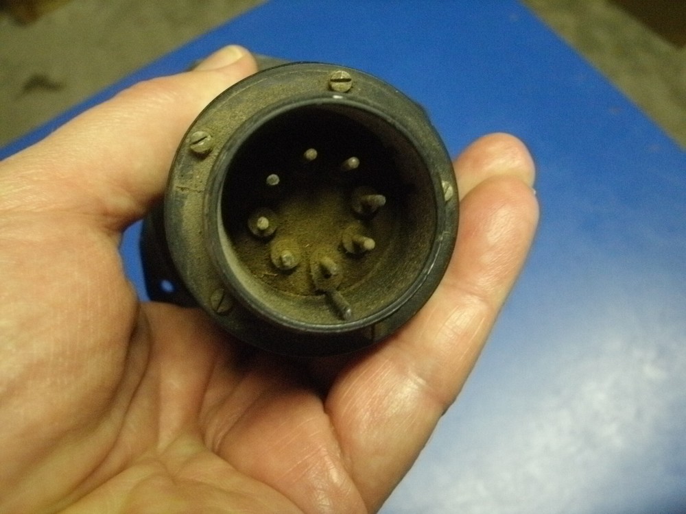 AIRCRAFT GAUGE FUEL QUANTITY