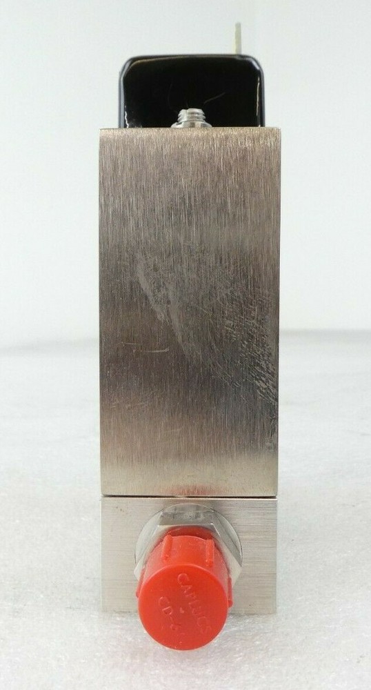 UNIT Instruments UFC-1100 Mass Flow Controller MFC 2 SLM N2 AMAT Working Surplus