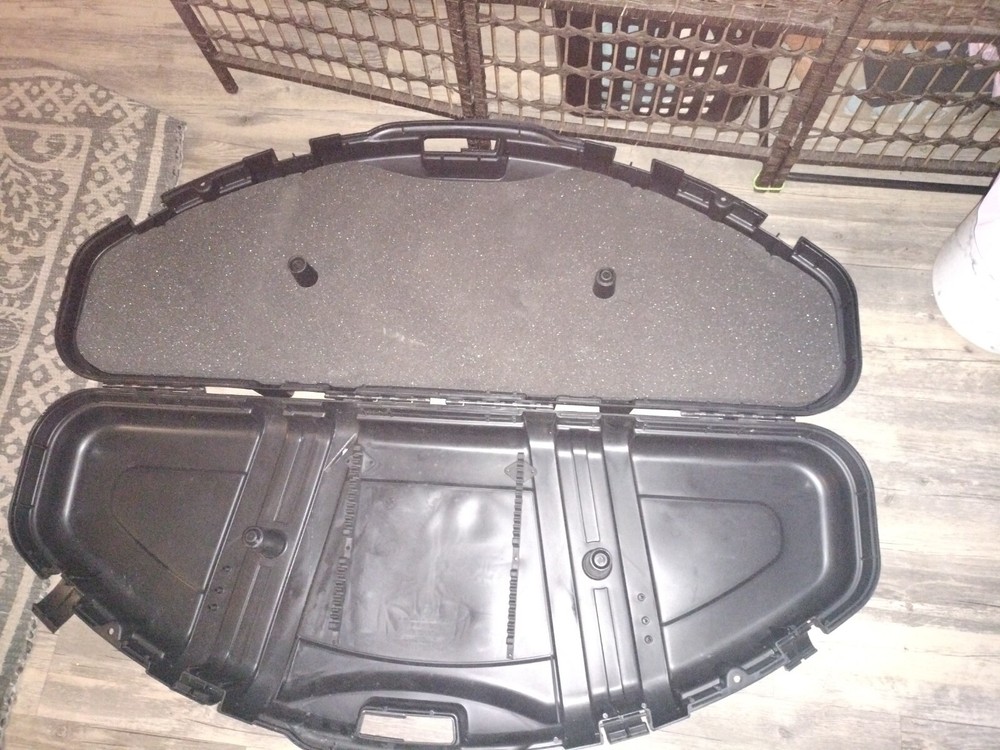 Plano Protector PillarLock Series Bow Case , Black