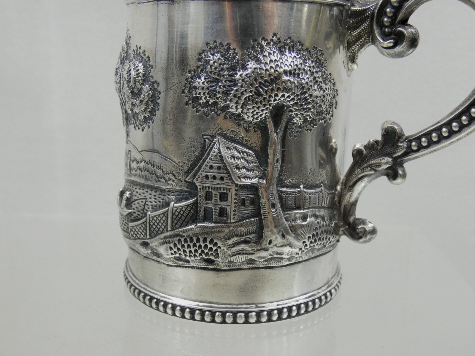 ANTIQUE AMERICAN COIN SILVER MUG CUP HAND CHASED REPOUSSE ARCHITECTURAL sterling