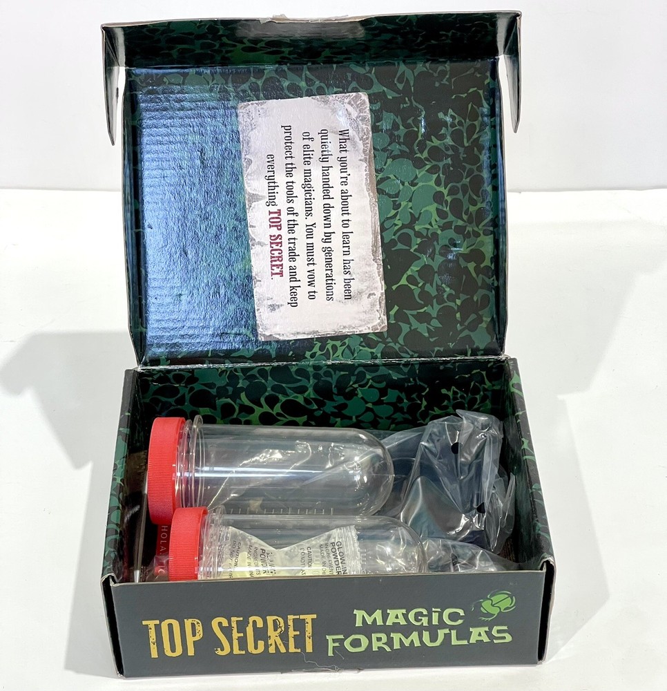 Scholastic Top Secret Magic Formulas Kit