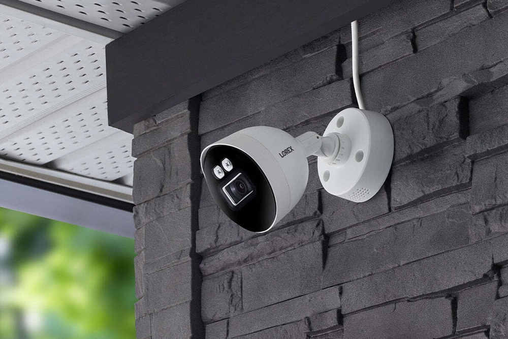 Lorex C884DA 4K UltraHD Smart Deterrence CVI Wired Bullet Security Camera(M.Ref)