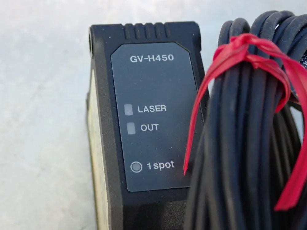 KEYENCE LASER SENSOR HEAD GV-H450