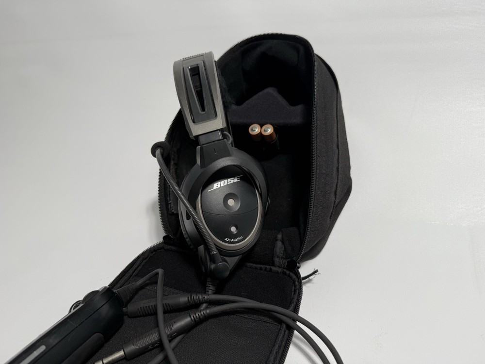 Bose A20 Aviation Headset with Bluetooth, dual cable, and case