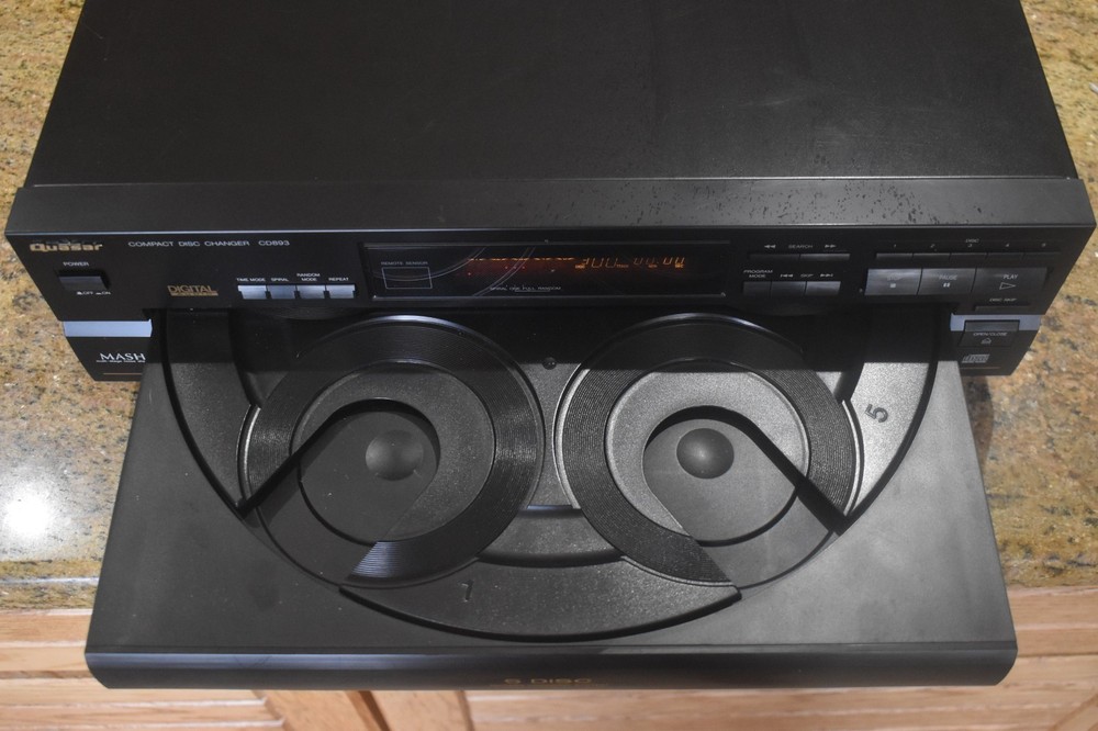Quasar (Panasonic) CD893 5 CD Disc Changer