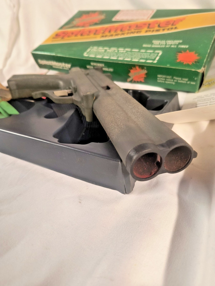 VINTAGE SPLATMASTER PAINTBALL GUN