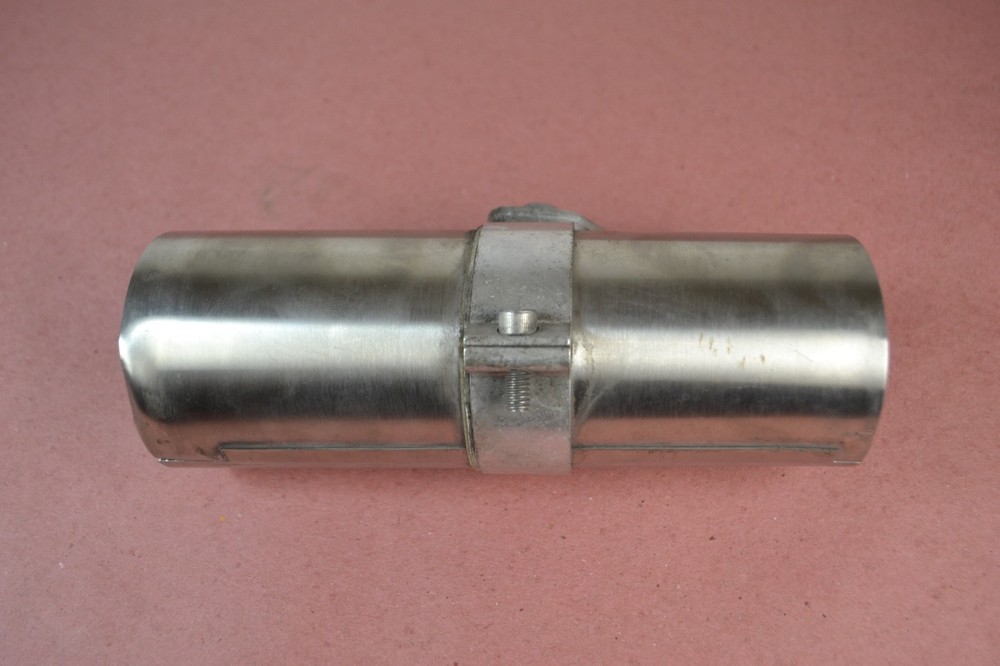 2004 YAMAHA V STAR 650 XVS650 RIGHT LOWER COVER FORK