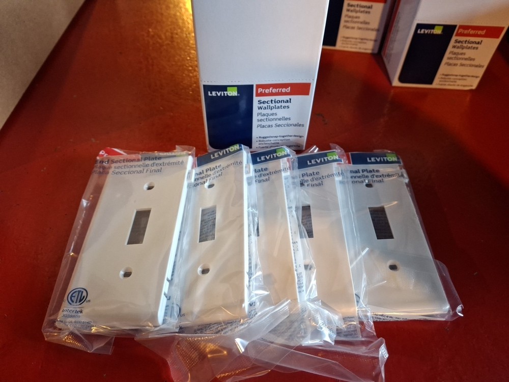 LEVITON White Sectional End Toggle Switch Cover Plates 20 pack #905-PSE1-W