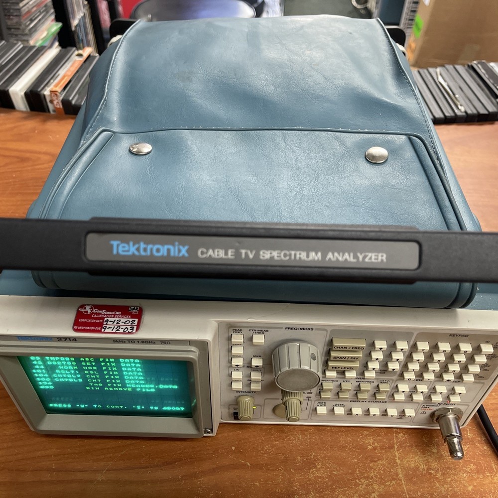 Tektronix 2714 Spectrum Analyzer unit only , 75ohm, UNTESTED