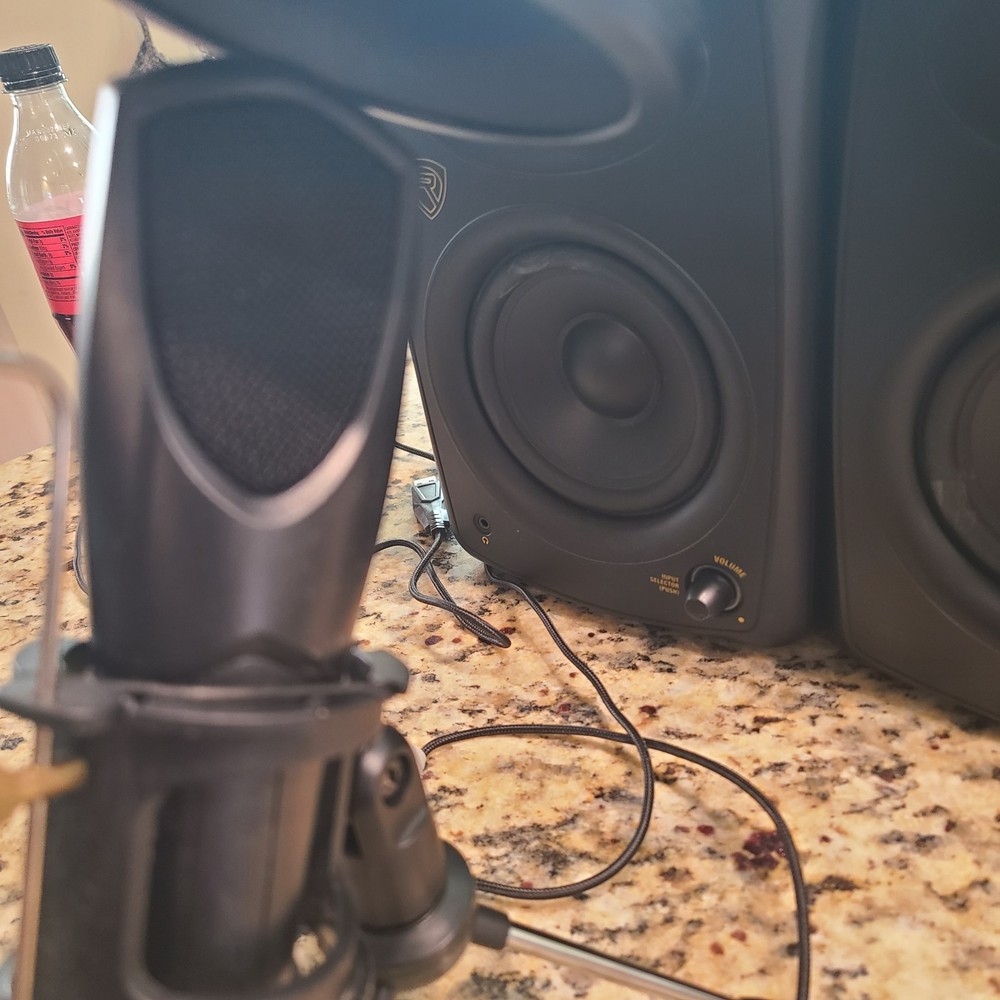 USB PC Microphone With Filter and stand - Model # Mu28006