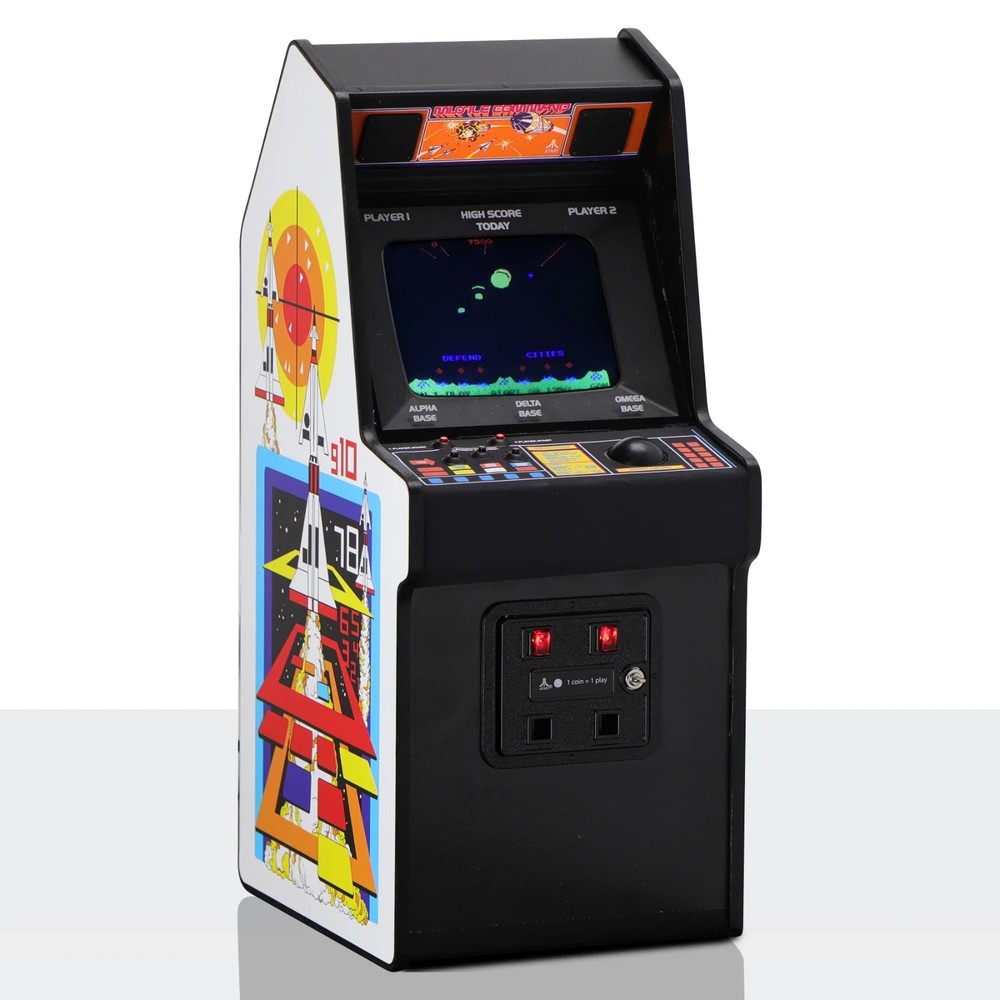 New Wave Toys Missile Command Arcade Machine 1/6 Scale Replicade Atari