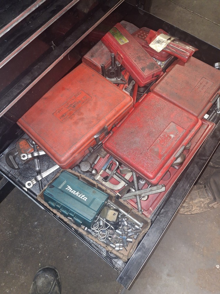 Snap on Tool Box 11 drawer FILLED WITH TOOLS