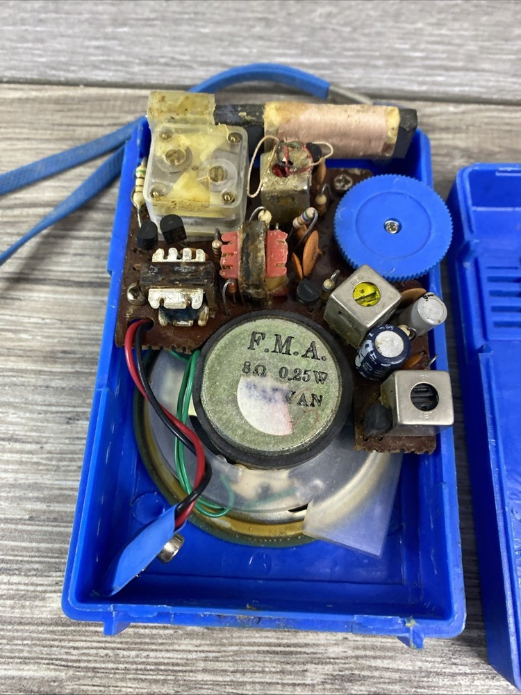 DYNO-TONE Blue TRANSISTOR RADIO Tested Working