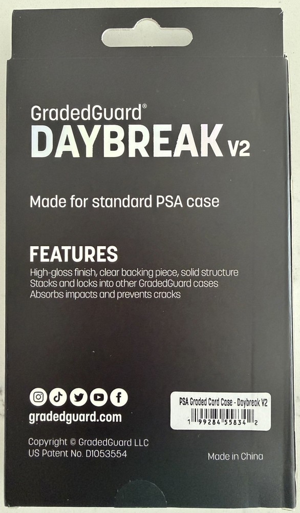 GradedGuard - Daybreak V2 - PSA - Limited Edition - Graded Card Protector!