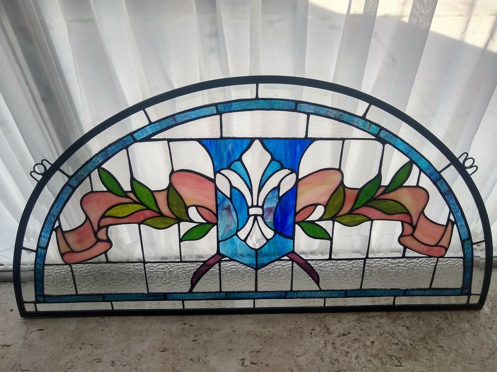 Leaded stained glass window