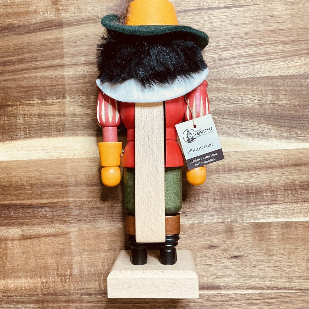 Christian Ulbricht Nutcracker Musketeer, Missing Sword