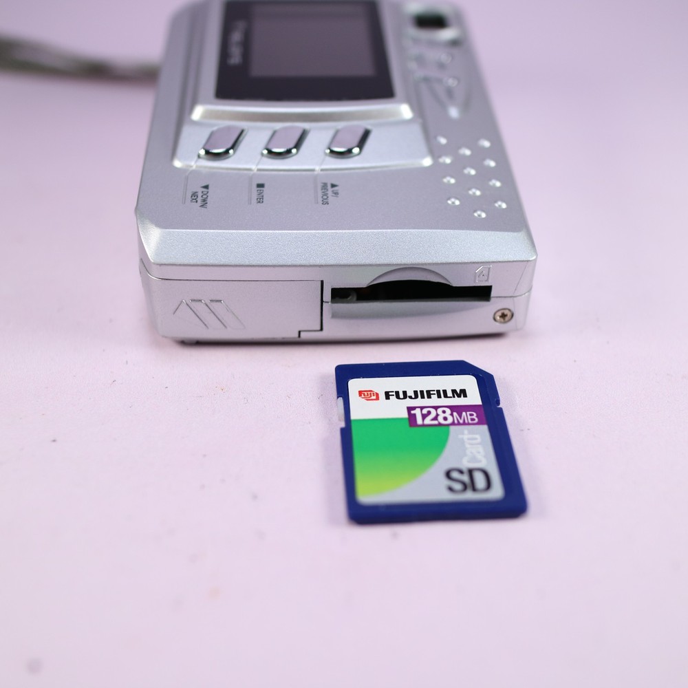 Relisys RDC 3100 3.1MP Compact Digital Camera Silver Tested