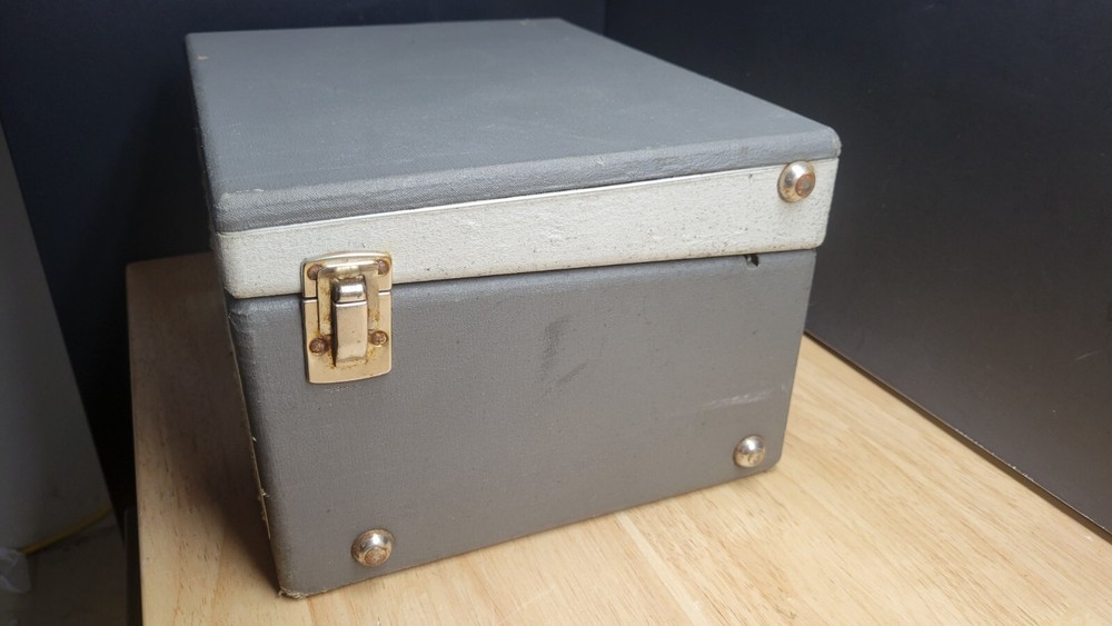 Vintage RCA Victor Phonograph Record Player 4 Speed Model 3VB21 / Tested