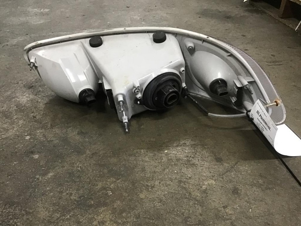 For 2006 PETERBILT 387 1999-2011 HEADLIGHT Left , MD