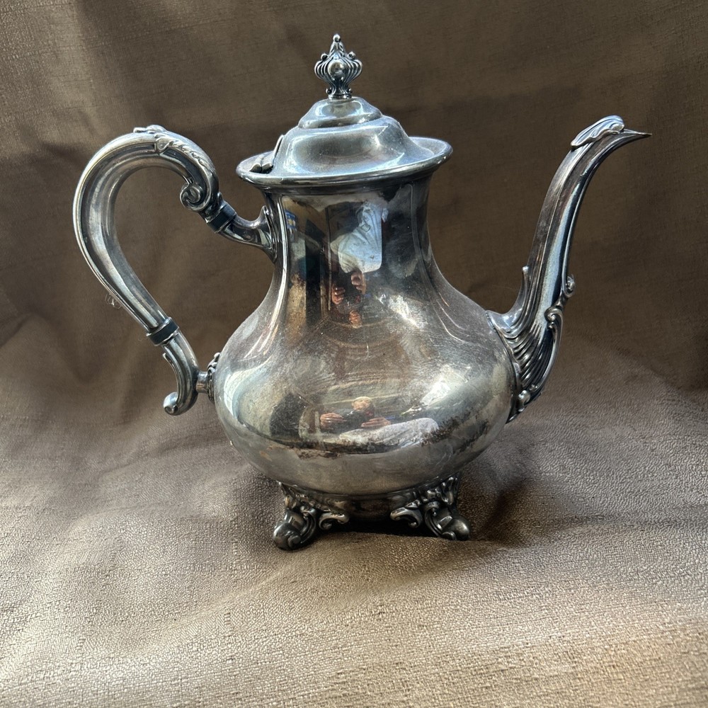 Reed & Barton 5600 "Regent" Hollowware Tea/Coffee Pot