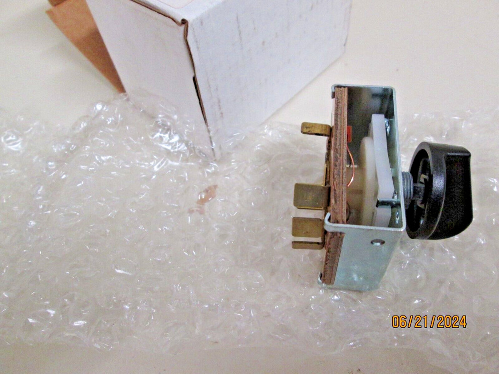 SERVICE FIRST SWITCH : FAN SPEED CONTROL (SWT02594) A