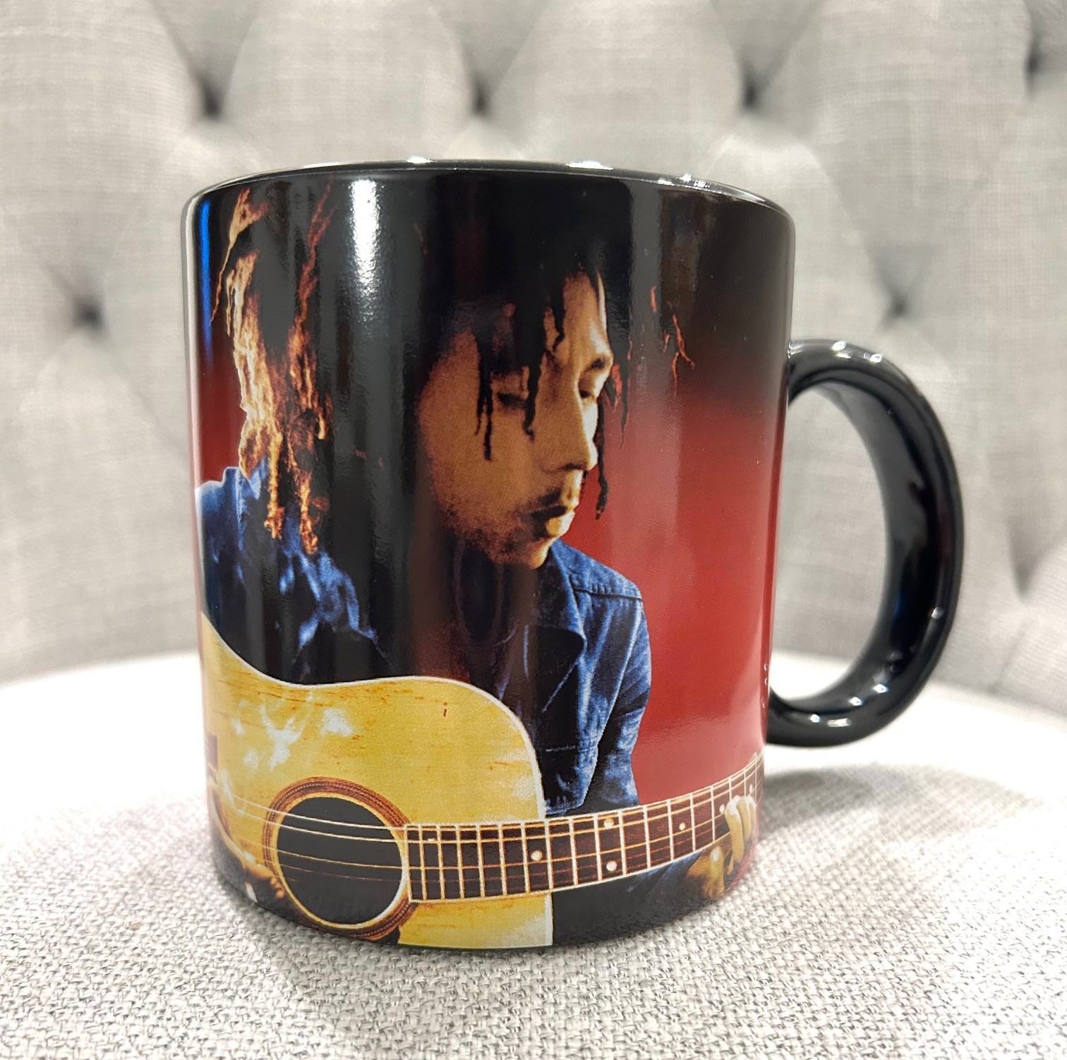 BOB MARLEY Coffee Tea Mug Cup - 2011 Jamaica Photo Acoustic Guitar Reggae Music