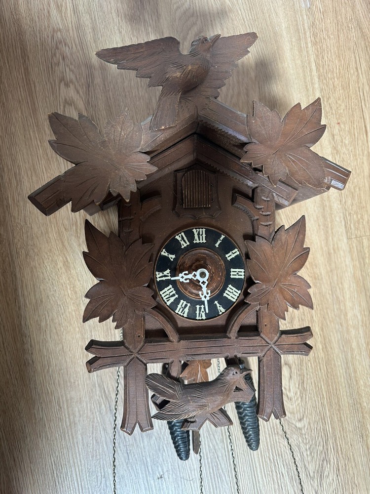 Vintage Bavarian Clockworks Cuckoo Clock Untested