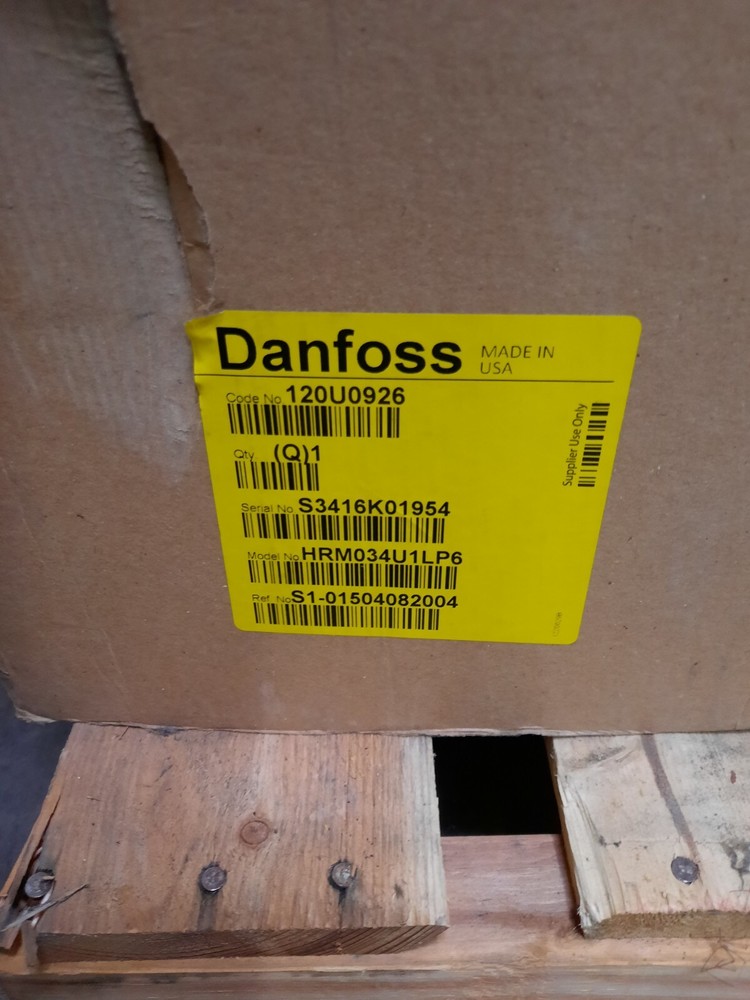 DANFOSS HRM034U1LP6 - 34,000BTU  SCROLL COMPRESSOR 01504082004