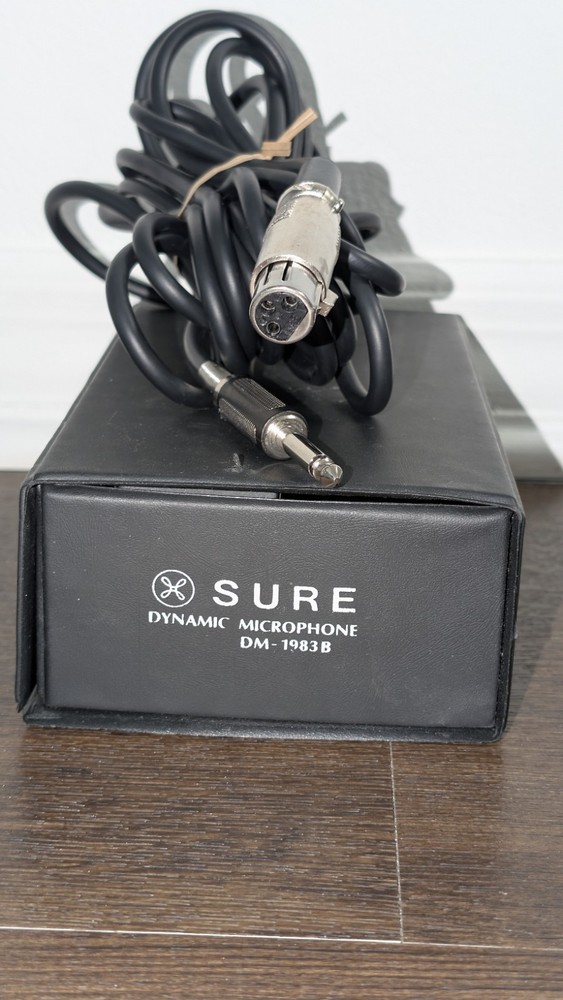 VTG SURE Dynamic Microphone DM- 1983B Black Case & Cable Cord - ( NO MICROPHONE)