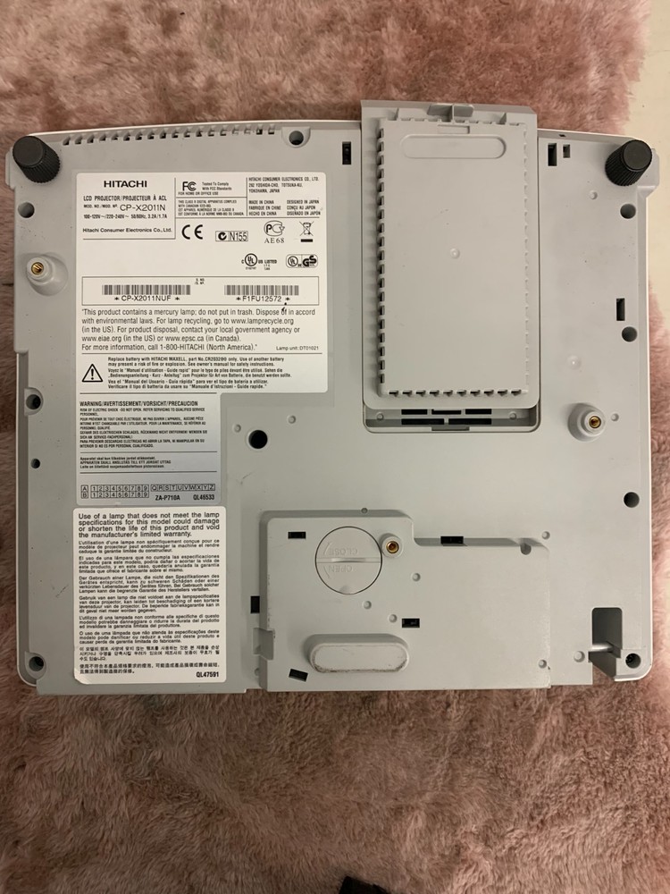 Hitachi CP-X2011N Projector