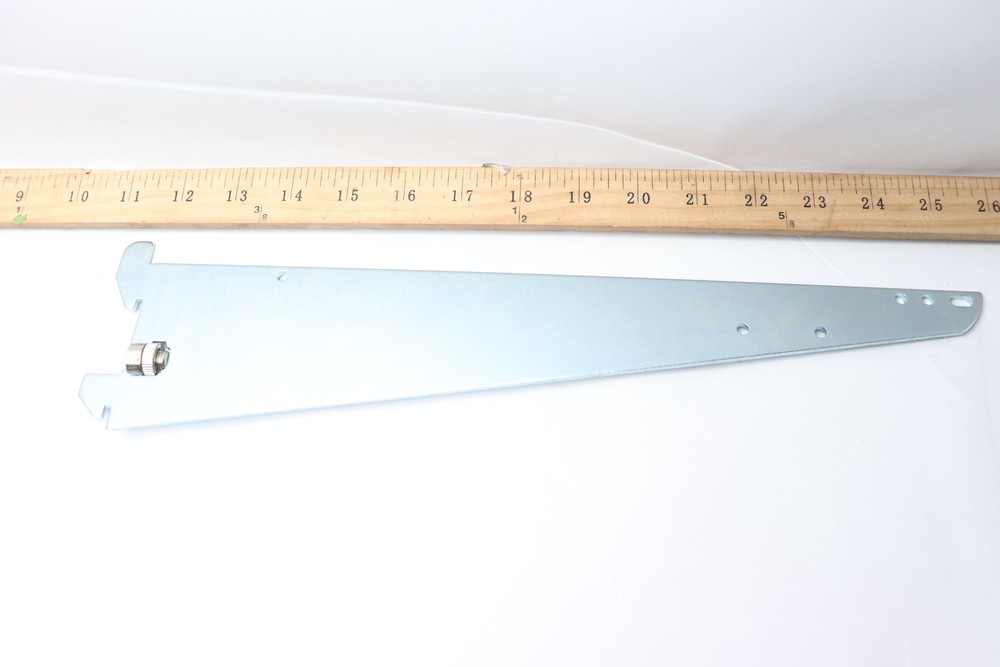 Shelf Bracket Zinc 14-3/4"