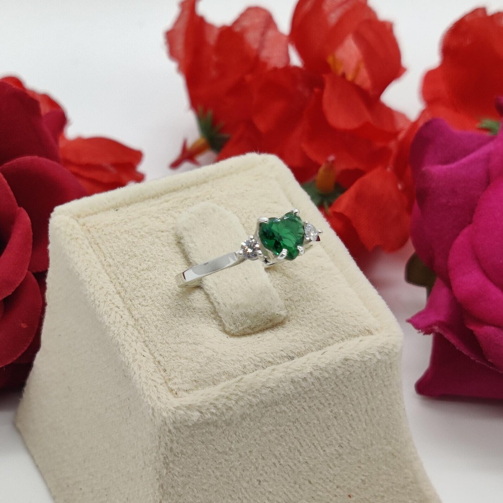 Emerald Heart & CZ Ring , 925 Silver Ring , Green Gemstone Ring , Elegant Ring