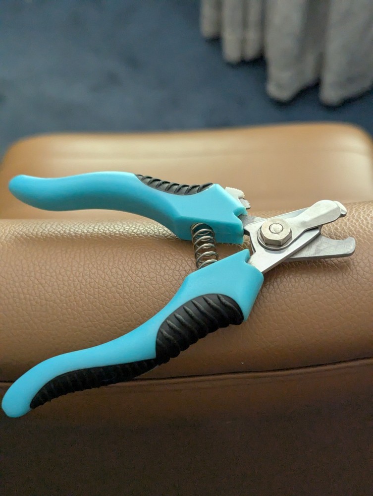 Cat / Pet Nail Clippers (Used)