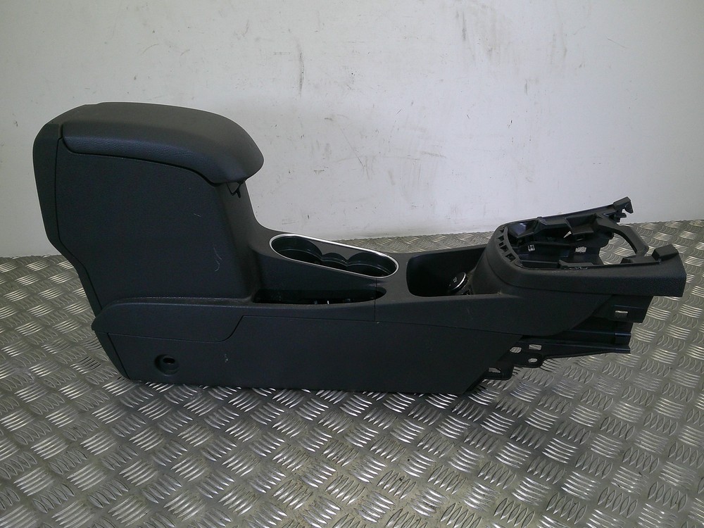 FORD FIESTA TITANIUM X CENTRE CONSOLE 2013-2017