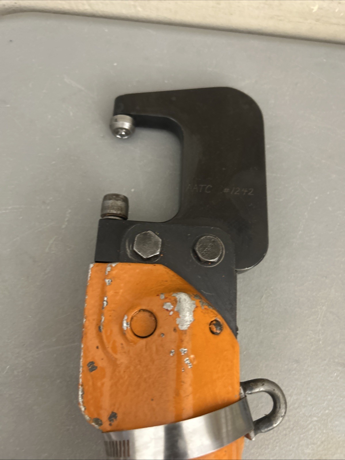 APT 720 Pneumatic Compression Rivet Squeezer air riveter aircraft