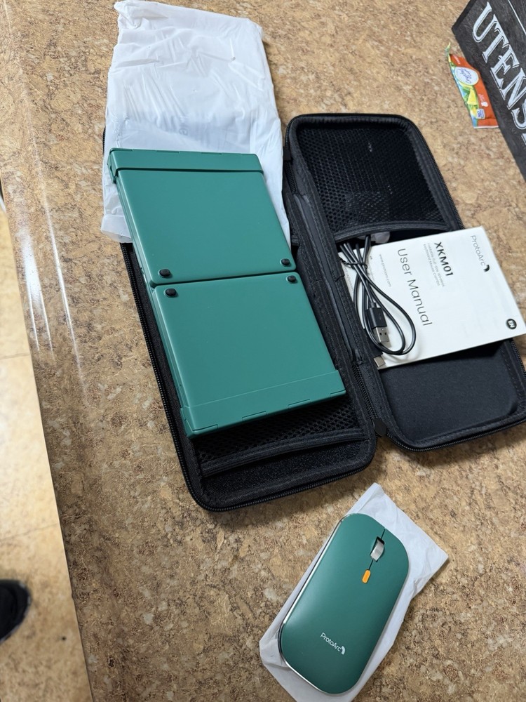 ProtoArc XKM01 Compact Foldable Wireless Keyboard & Mouse Bundle Green