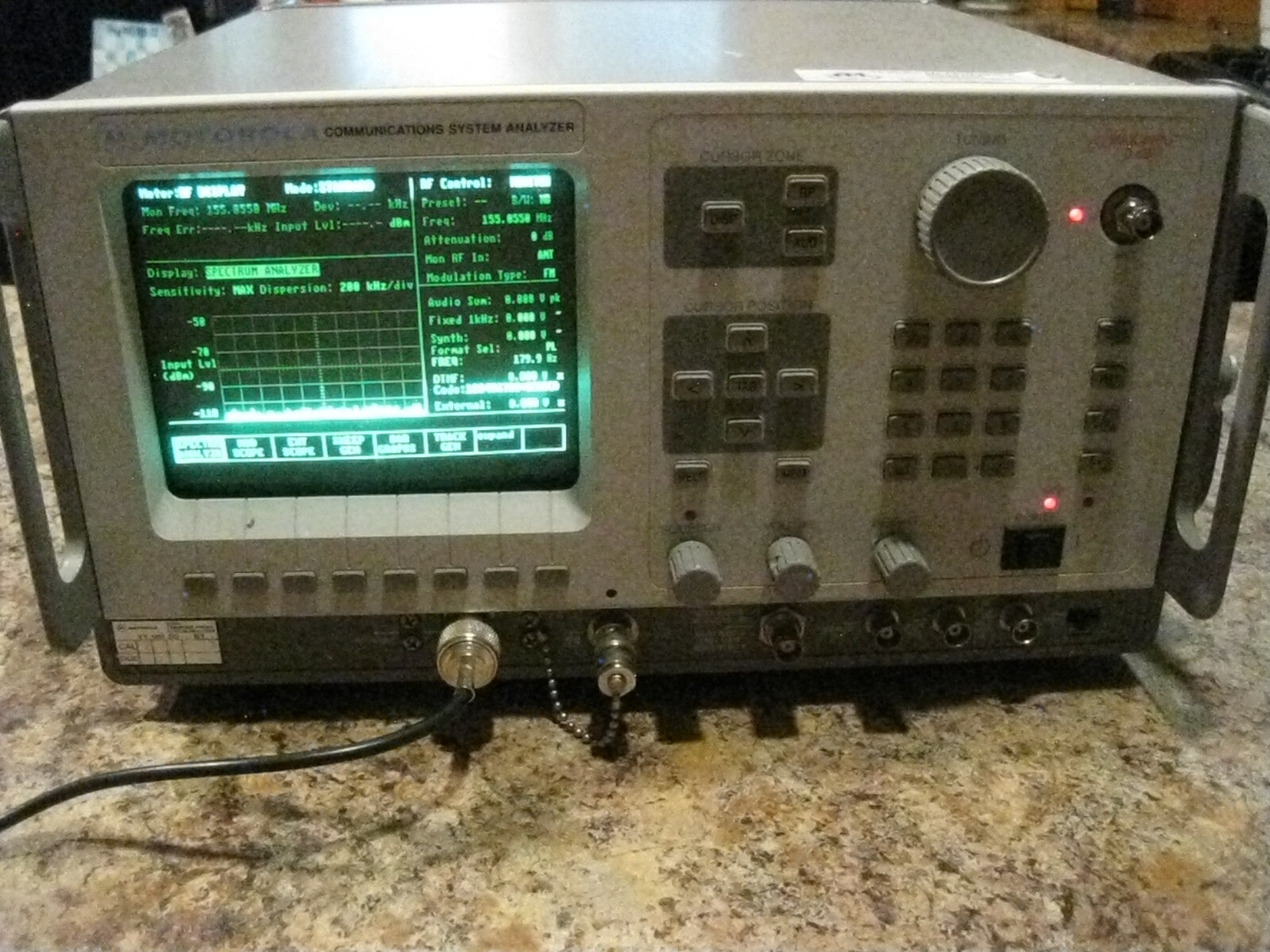 Motorola R2600C 400 Khz to 1GHz Service Monitor Test Set (Lot#MP899)