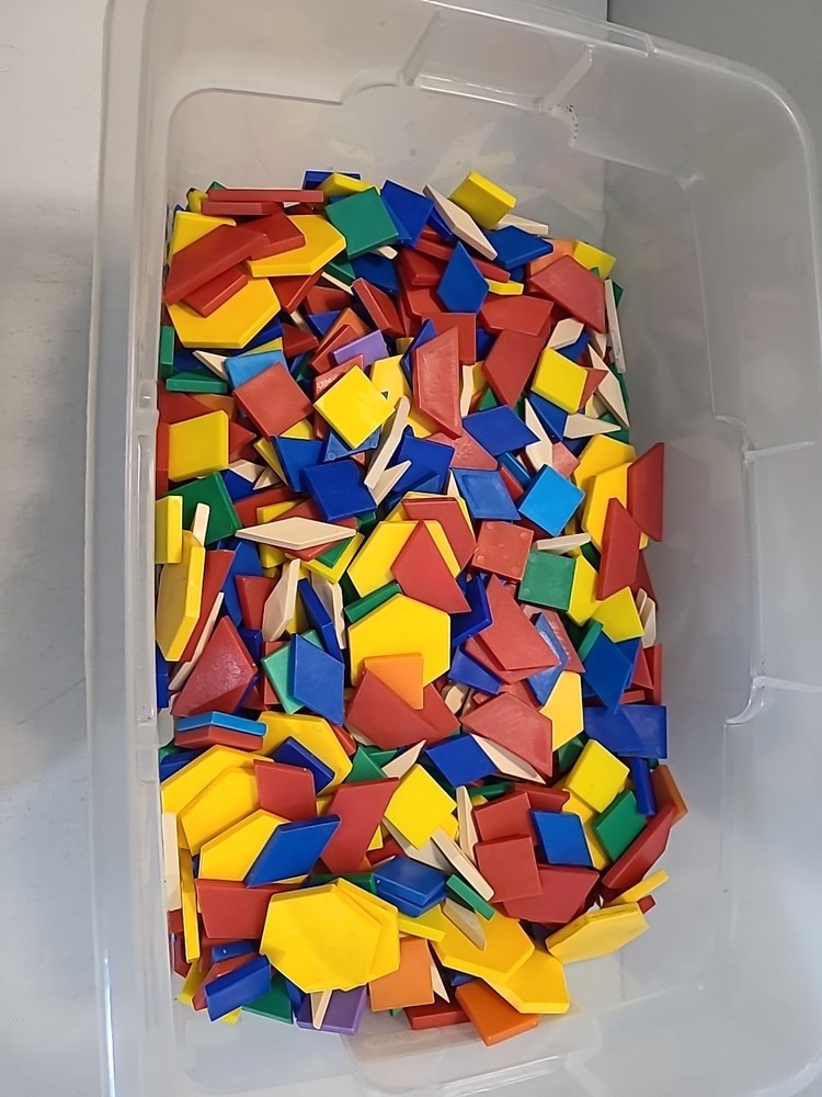 Geometric Shapes Flat Educational Building Plastic/Wood Pattern Blocks lot 12#