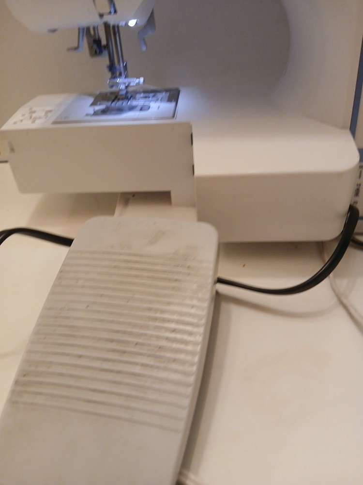 Brother Sewing Machine Designio DZ2400