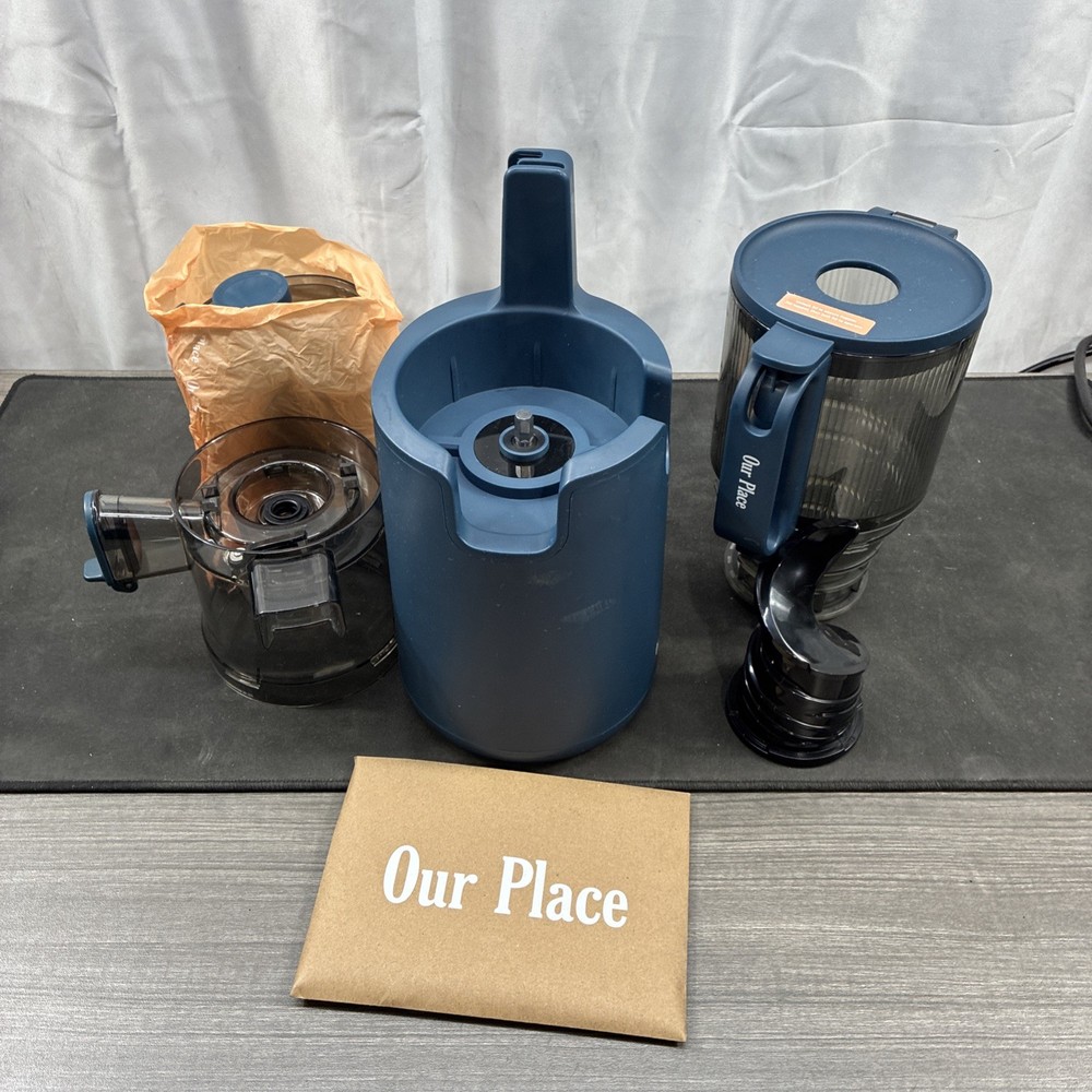 Our Place Cold Press Batch Juicer Blue Slow Masticating – Used