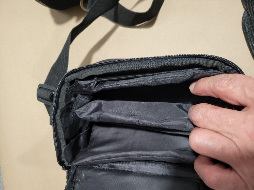 2 X FloLight MicroBeam On-Camera 128 ? Compact LED Lights