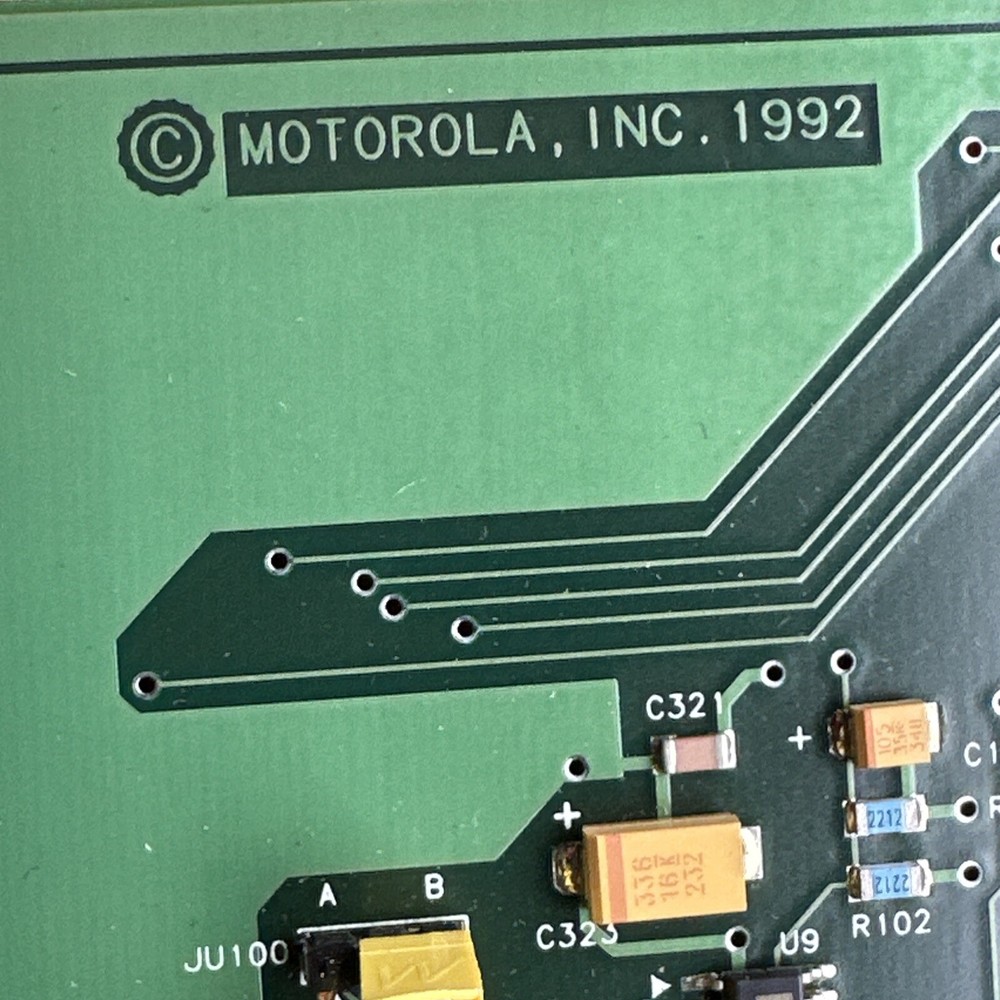 MOTOROLA BLN7024C M0383361 Board
