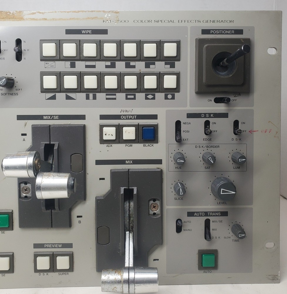 JVC KM-2500 Digital Color Special Effects Generator Untested