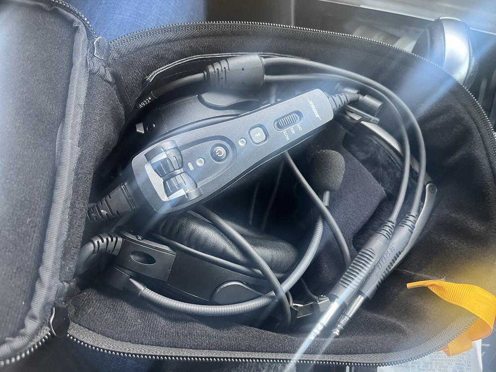 bose a20 aviation headset bluetooth dual plug