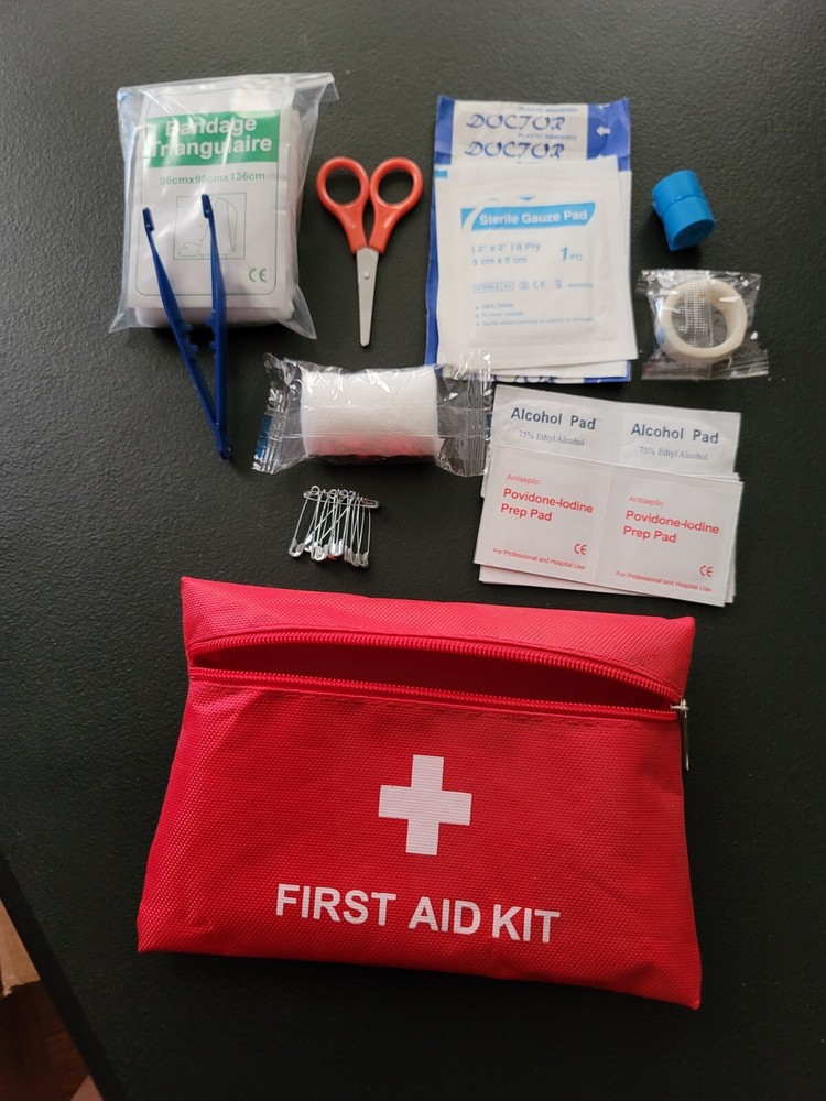Most Complete Auto Emergency Survival Kit