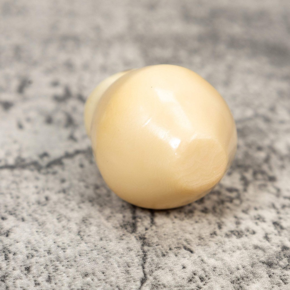 Simple White Vase Tagua Carving