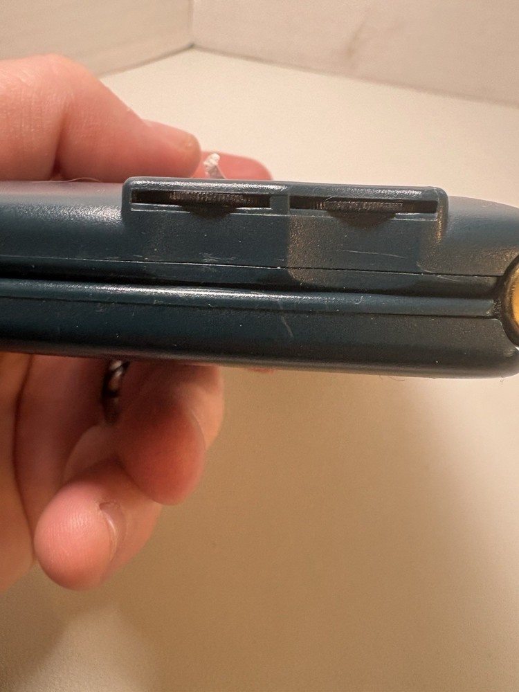 1994 Golden VEC-888 Multi-language Dictionary/organizer