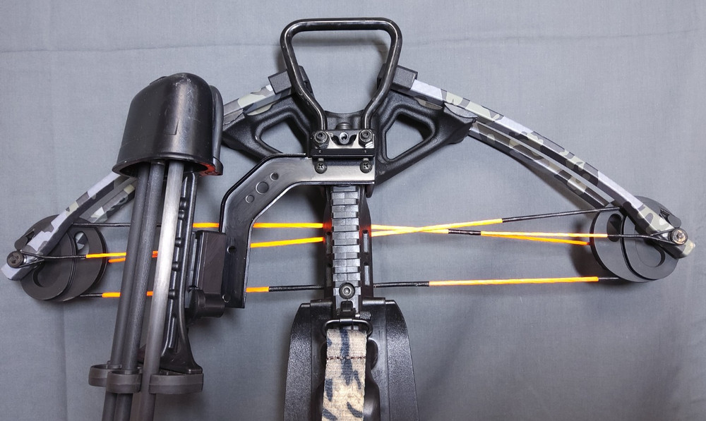 Blackhawk XT Crossbow w/ Accu Draw,Scope, 3 Arrows, Strap, and Paperwork