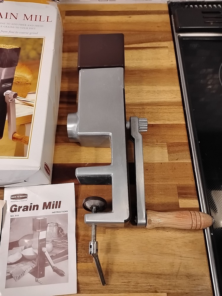 Back to Basics 555 Manual Grain Mill